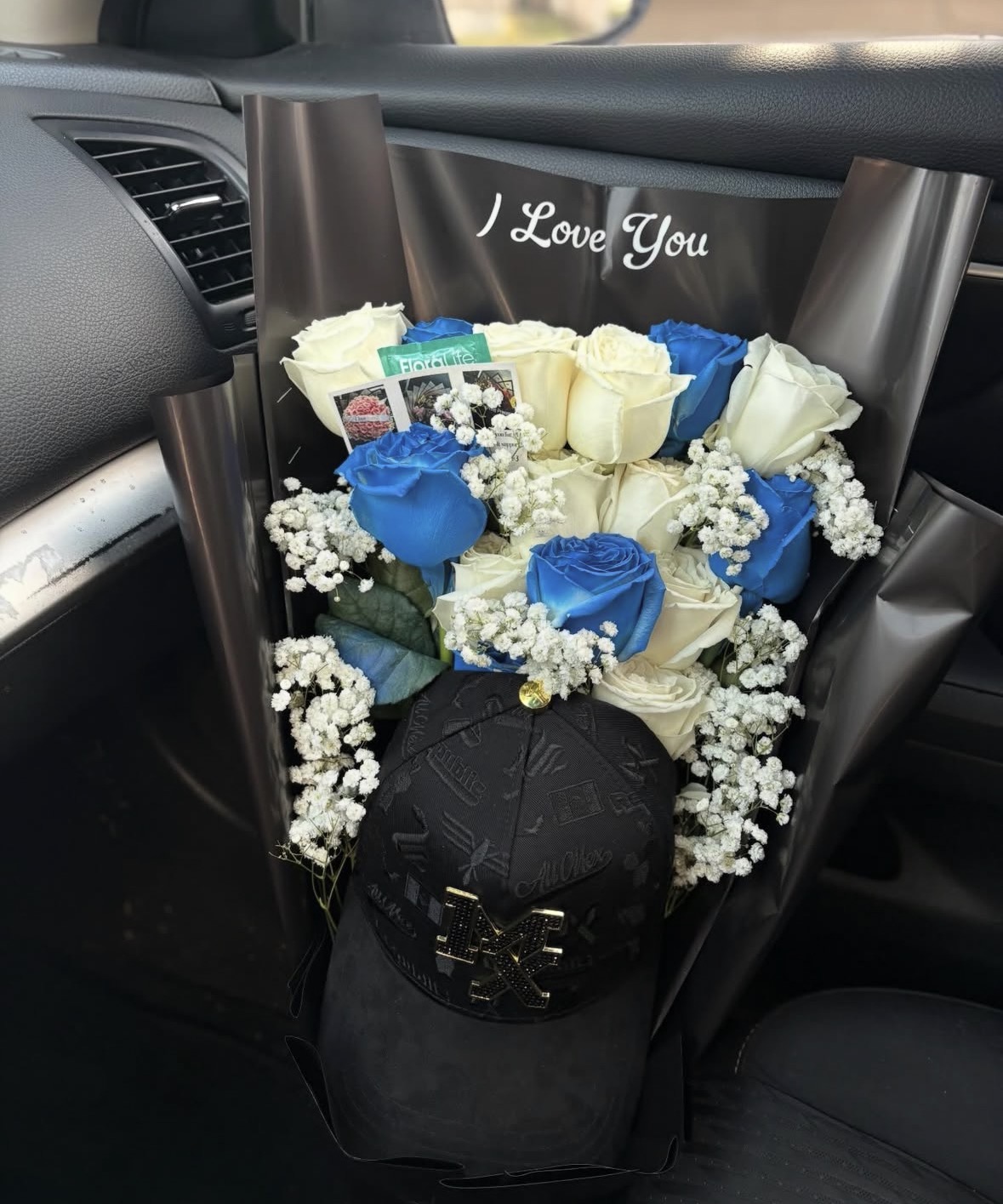 Bloomsby.Jenny floral arrangement